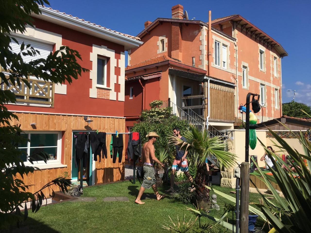 לאקאנו Villa Zenith Hostel-La Surf House מראה חיצוני תמונה